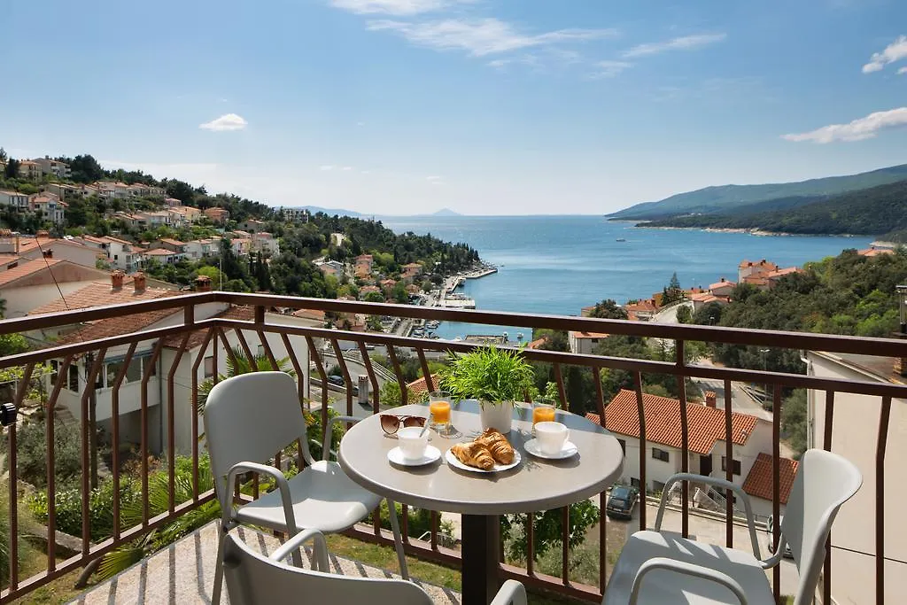 Apartment Zulijani Helis B5 Rabac