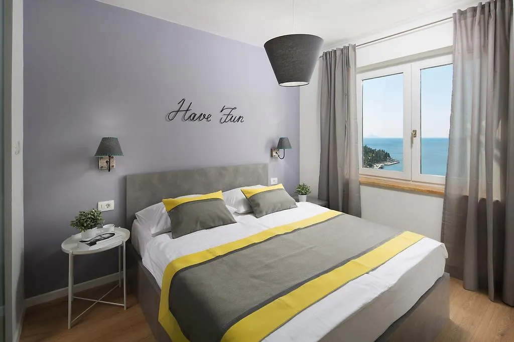 Apartment Zulijani Helis B5 Rabac 0*,  Croatia